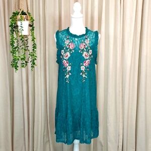 NWT Size L Xhiliration Lace Dress.
